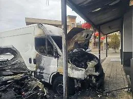 Notte di fuoco a Lentini: danneggiato il negozio Magic