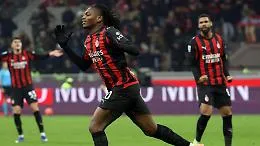 Milan-Genoa, pareggio e finale folle a San Siro: Le&atilde;o salva i rossoneri, rigore fallito dai rossobl&ugrave;