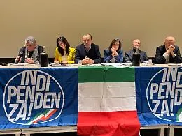 Carceri, il libro-testimonianza di Alemanno: &laquo;Una discarica sociale dove sono negati i diritti umani&raquo;