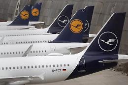 L'Iran riapre lo spazio aereo dopo quasi cinque ore: voli cancellati e ritardi