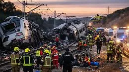 Il deragliamento "anomalo" di un treno ad Alta Velocit&agrave; in Andalusia: il bilancio dei morti &egrave; pesantissimo 