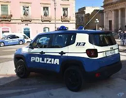 Minacce e diffamazione a un giornalista, arrestato un 56enne che aveva cercato di sottrarsi all'ordine di carcerazione