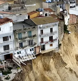 Il ciclone Harry e la frana di Niscemi, sbloccato il Durc: in arrivo i pagamenti a cento imprese