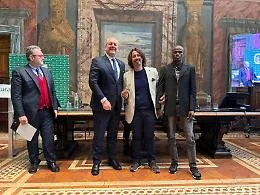 Coltivando more e lamponi, impresa di Monterosso Almo premiata a Roma