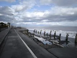 L'Ars vara la prime misure: 41 milioni per l'emergenza, stop canoni per i balneari e pedaggio in tre caselli della A18