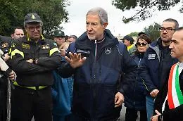 La frana di Niscemi mette a nudo l'Italia fragile: il ministro Musumeci, &laquo;Tanti sciacalli in giacca e cravatta&raquo;
