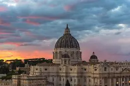 Spari a Roma, una donna ferita da un'arma ad aria compressa vicino al Vaticano