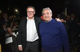 Inchiesta corruzione, sulle chat segrete Romano ci ripensa: un cavillo giuridico per "blindarle"