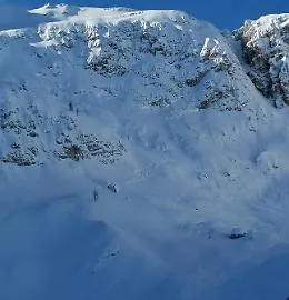 Cadono valanghe a Sella Nevea e Casera Razzo: persone sepolte