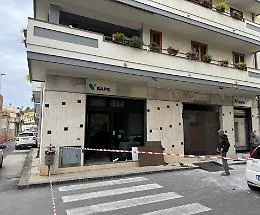 Il colpo al bancomat a Giarratana, la Baps rassicura: "La filiale torna subito operativa"