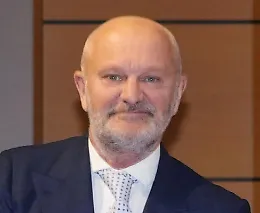 Andrea Pucci rinuncia a Sanremo tra insulti, minacce e polemiche