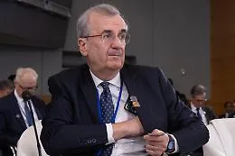 Lascia il governatore della Banca di Francia Villeroy de Galhau: sar&agrave; Macron a scegliere il successore