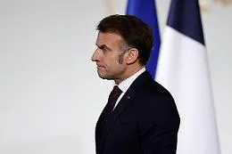 Macron propone il debito europeo per finanziare difesa e intelligenza artificiale