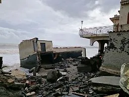 Polizze catastrofi naturali, scade domani l'obbligo per le piccole imprese: a Palermo costi 4 volti superiori a Milano
