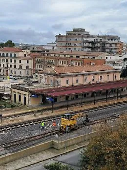 A Ragusa smontano i binari della stazione ferroviaria: si realizza un sottopasso