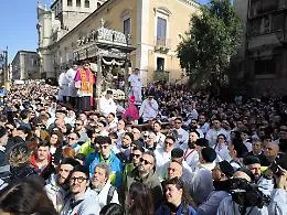 L'Ottava di Sant'Agata, Scionti e Consoli strigliano il cordone: &laquo;Non &egrave; carnevale, basta dire che i carusi s'anu addivettiri&raquo;