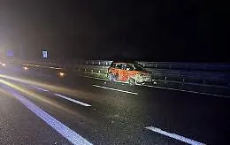 Il cantante neomelodico Angelo Famao uscito illeso da un terribile incidente stradale in autostrada