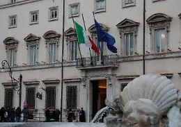 Decreto bollette, il governo accelera: &laquo;Siamo alle battute finali&raquo;