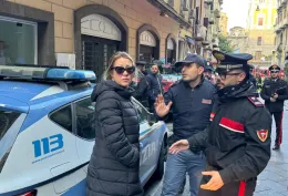 Sannazaro in fiamme: artisti, scrittori e istituzioni tutti attorno a Lara Sansone