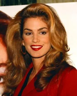 Lutto per la supermodella Cindy Crawford: &egrave; morto il figlio di 27 anni Presley Gerber