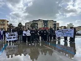 Vite spezzate sull'asfalto: studenti e famiglie in piazza per dire basta
