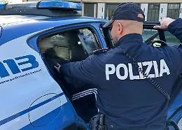 Rapina in tabaccheria a Canicatt&igrave;: 45enne ferisce il titolare per 200 euro e viene denunciato