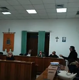 Resta bloccata la mozione di sfiducia al presidente del consiglio, esplode la bagarre: "L'iter &egrave; completo, ma non viene esitata"
