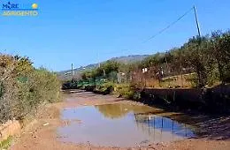 Da strada strategica a percorso di motocross: persi 602 mila euro per la strada di Punta Bianca