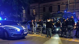 Bollettino di guerra: Piazza Lanza al collasso, 59 agenti feriti e sit-in il 7 maggio