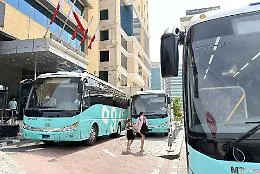 Odissea nel Golfo: cieli chiusi e conti triplicati, i due volti degli Emirati per gli italiani