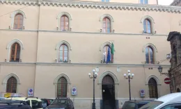 Il Comune di Enna molto simile ad una Onlus: incarichi a professionisti ma senza alcun compenso