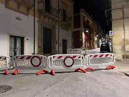 Via Pietro Gerardi ancora chiusa: decimo cedimento in pochi anni. Traffico in tilt nel centro storico