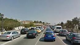 E Malta d&agrave; 25 mila euro ai giovani che rinunciano alla patente per cinque anni: &egrave; la ricetta anti traffico