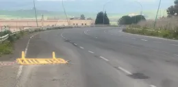 Buchi e rischio incidenti sulla strada del Dittaino per Catania: pendolari dell'Ennese lanciano l'allarme