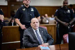 Abusi sessuali, , Harvey Weinstein dall'isolamento di Rikers: &laquo;Non ho mai aggredito una donna&raquo;
