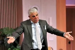 Biagio Izzo in "L'arte della truffa": risate, equivoci e truffe "a fin di bene" in Sicilia