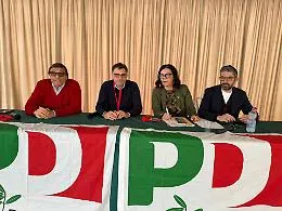 &laquo;Per le Regionali il Pd  vuole le primarie e Cateno De Luca &egrave; un nostro interlocutore&raquo;, parola del segretario Barbagallo