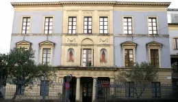 80.000 volumi, uccelli imbalsamati e un alunno che cambi&ograve; la politica italiana