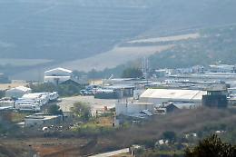 Detriti da razzi intercettati colpiscono la base italiana Unifil di Shama