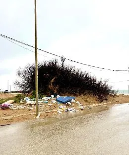 Scoglitti, inquinata l'ultima duna che resiste