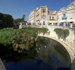 Siracusa, a rischio la sopravvivenza degli antichi papiri della Fonte Aretusa