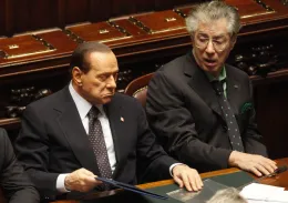 Da "attenti a Berluskaiser" a "come un fratello": la travagliata alleanza tra Berlusconi e Bossi