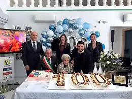 Santa Croce festeggia il secolo di vita di nonna Peppina