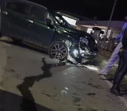 Ragusa, con l'auto fuori strada nella notte: incidente in via Achille Grandi