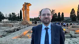 I soldi della cultura e del turismo come un bancomat privato: tutte le accuse al deputato Pisano e alla sua "cricca"