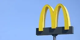 Vittoria, rischiava di incendiare il McDonald's: fermato clochard