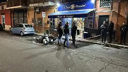 Donna accoltellata a Catania davanti a un negozio, il video del luogo dell'aggressione