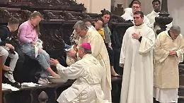 Triduo Pasquale, mons. Lomanto: &laquo;Portiamo la luce del Vangelo&raquo;