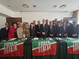 Forza Italia tra congresso o commissariamento. Falcone sferza Schifani: &laquo;Non serve un governo di una sola corrente&raquo;