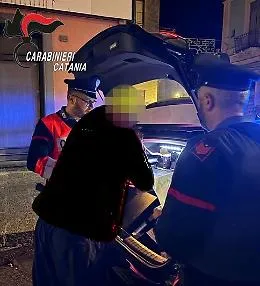 Carabinieri di Maniace denunciano un 50enne: tasso alcoolemico 2,38 g/l, patente ritirata e auto sequestrata